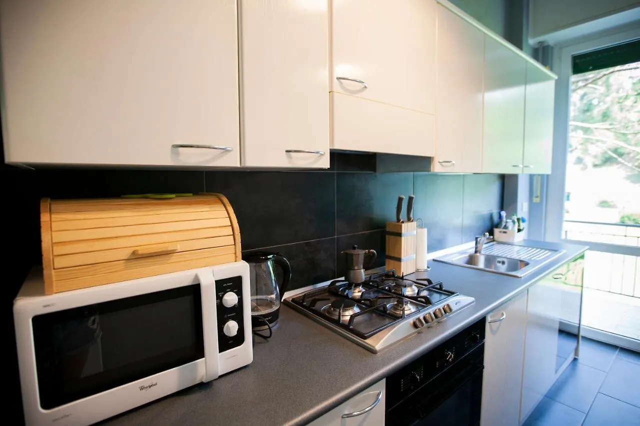 Chic And Freak Como Apartamento